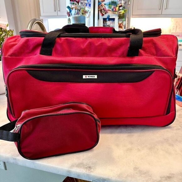 Tag Rolling Duffel Travel Suitcase with Extendable Handle and Toiletry Case Red - Picture 1 of 6